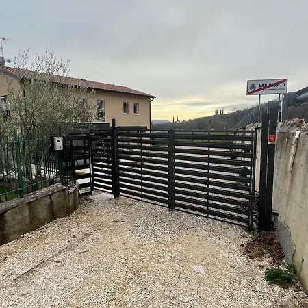 Casa Ulivi Del Garda Δωμάτια σε οικογενειακή κατοικία *
