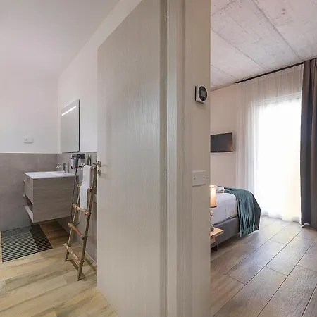 Italianflat - Free Parking, Salted Swimmingpool - Casa Ulivi Del Garda