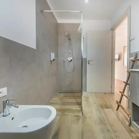 게스트하우스 Italianflat - Free Parking, Salted Swimmingpool - Casa Ulivi Del Garda