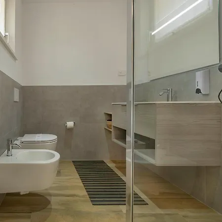 Italianflat - Free Parking, Salted Swimmingpool - Casa Ulivi Del Garda 3*